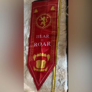 Game of Thrones Hear me Roar large flag tv show